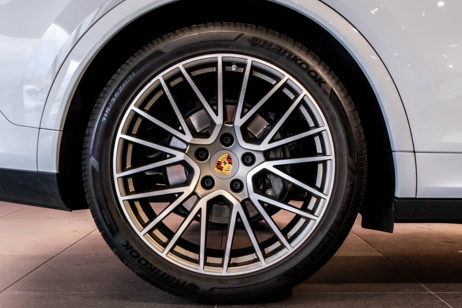 2022 MY23 Porsche Cayenne S Platinum Edition Coupe