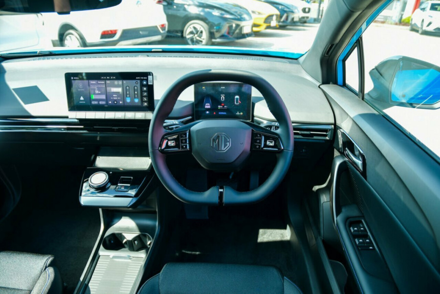2024 MG MG4 MEH32 Excite 64 Hatch Image 10