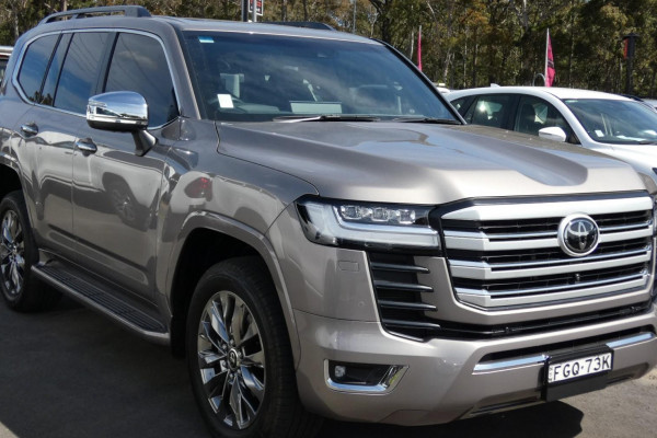 Pre-owned 2024 Toyota LandCruiser Sahara ZX #181601 South Nowra