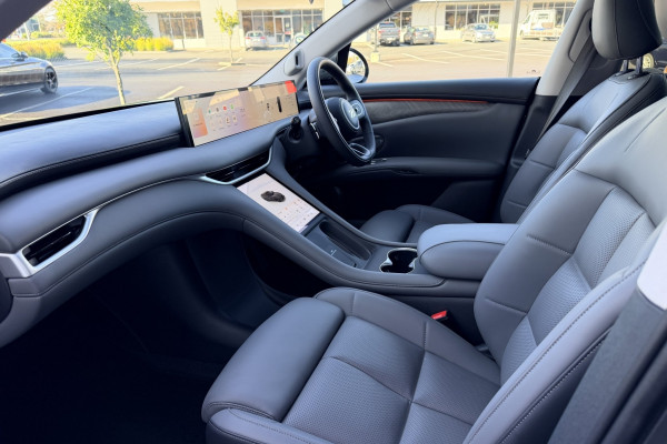 2026 MG IM6 Platinum SUV Image 10