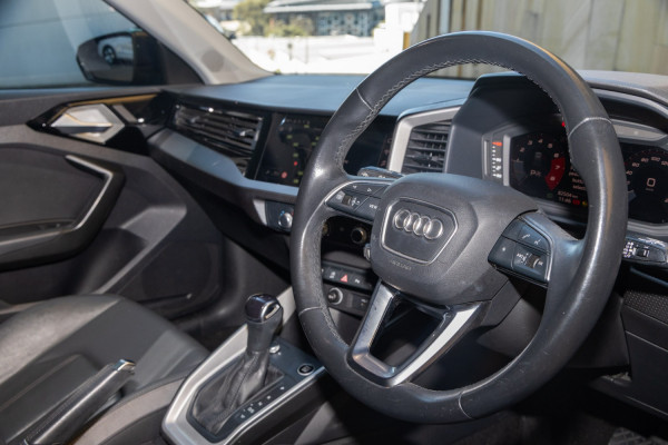 2022 Audi A1 GB 35 TFSI Hatch image 7