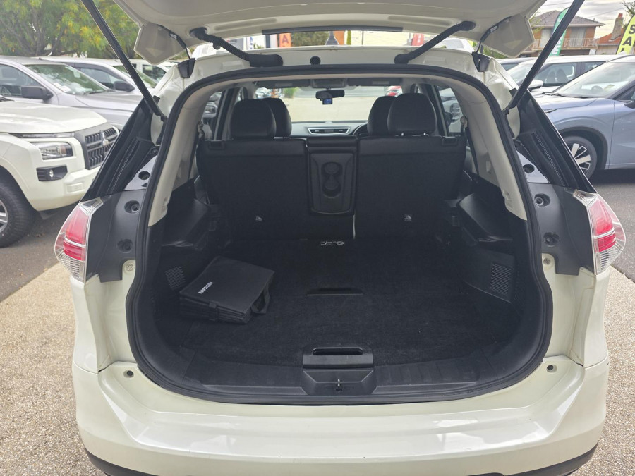 2016 Nissan X-Trail T32 ST-L SUV Image 15