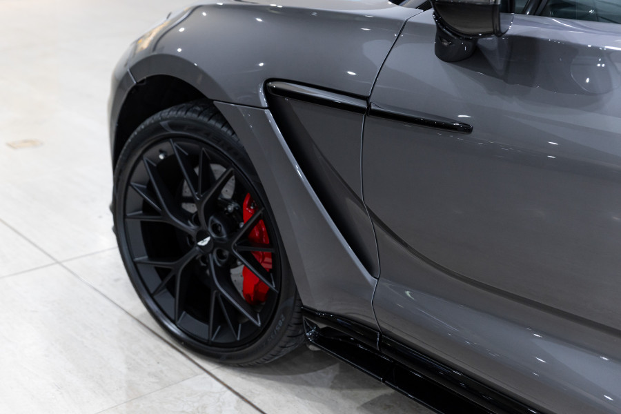 2025 Aston Martin DBX Wagon Image 37