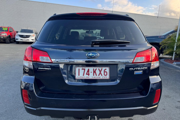 2013 Subaru Outback 4GEN 2.0D SUV Image 8