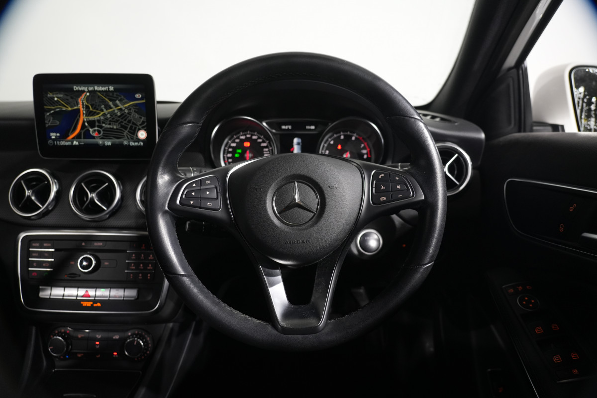 2019 Mercedes-Benz GLA-Class 180 SUV