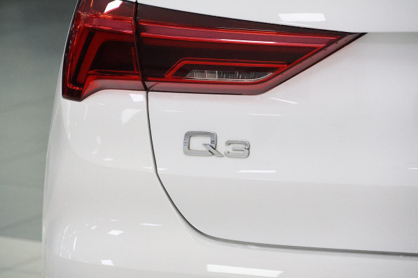 2022 Audi Q3 F3 35 TFSI SUV image 3