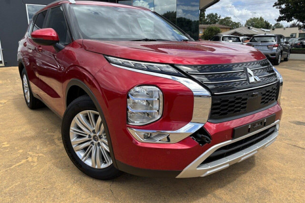 2024 Mitsubishi Outlander ZM LS SUV