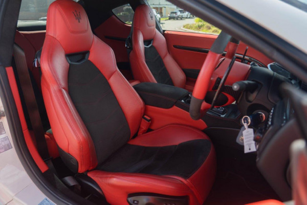 2016 Maserati Granturismo M/C Stradale Coupe Image 10