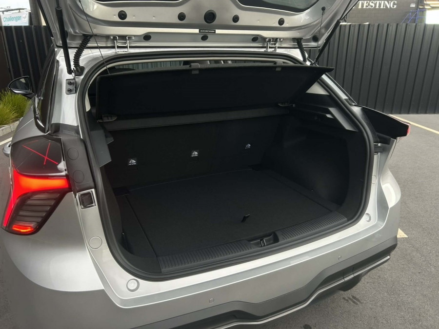 2026 MG MG4 AH4E Essence 64 Hatch Image 19