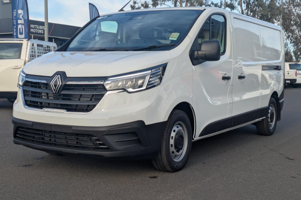 2026 Renault Trafic X82 Pro Van Image 5