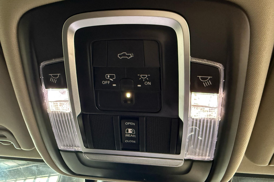 2024 Ram 2500 DJ Laramie RamBox Ute Image 16