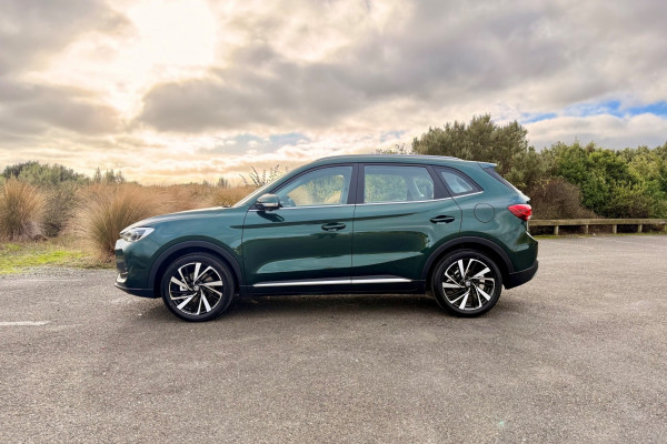 2026 MG ZS ZS32 Essence Hybrid+ SUV Image 6
