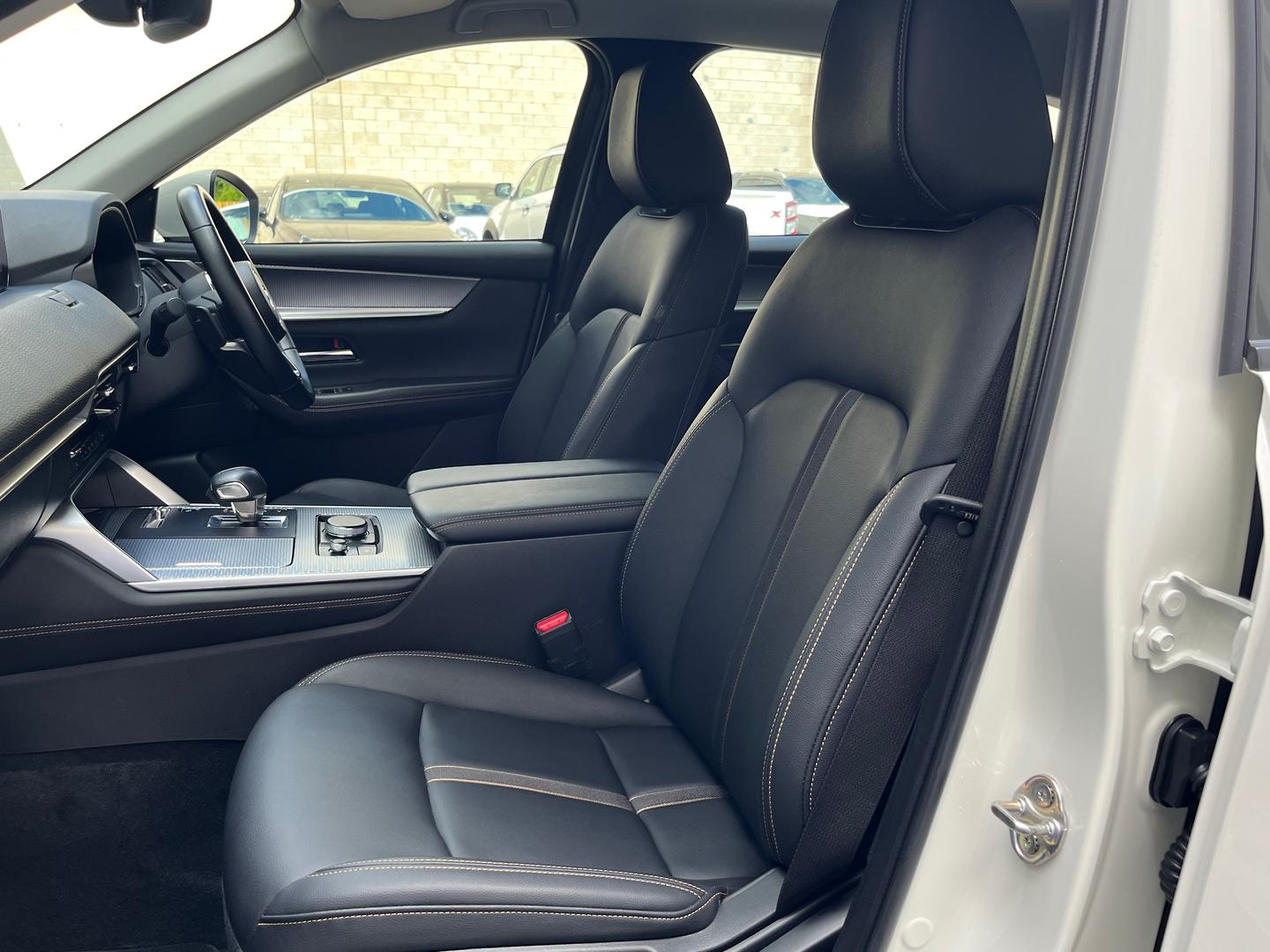 2023 Mazda CX-60 KH Series P50e Evolve SUV Image 12