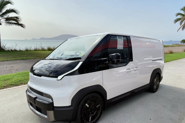 2026 Kia PV5 SW Cargo S Long Range Wagon Image 4