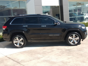 2015 Jeep Grand Cherokee WK Overland Suv Image 5