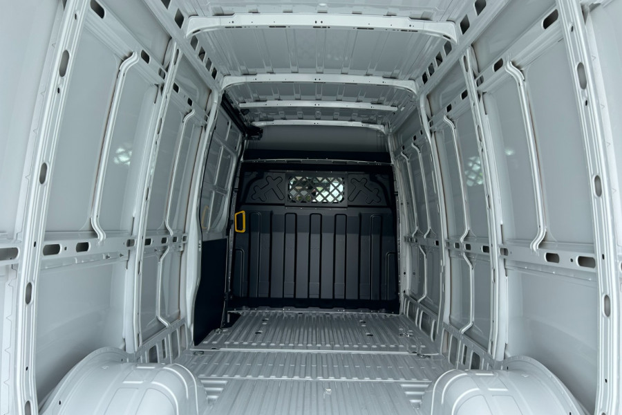 2024 MY22 Iveco Daily E6 Van Image 12