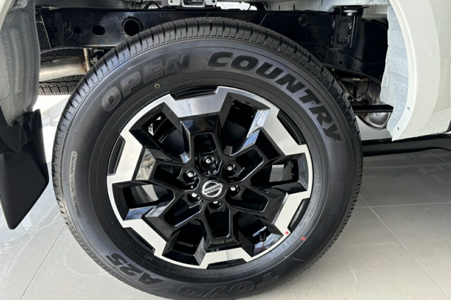 2024 Nissan Navara D23 ST-X Ute Image 9
