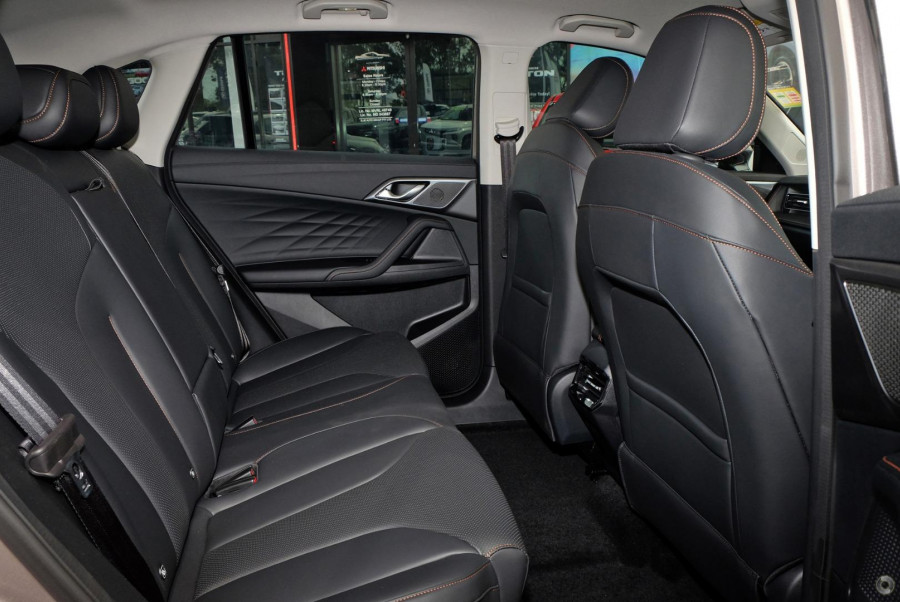 2024 MY24.5 MG HS AS33 Vibe SUV Image 8
