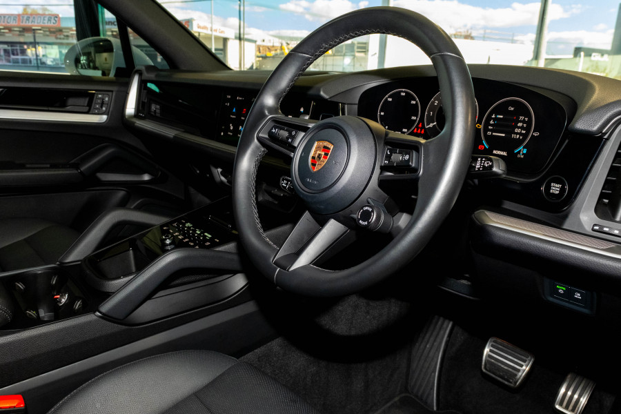 2023 MY24 Porsche Cayenne S SUV