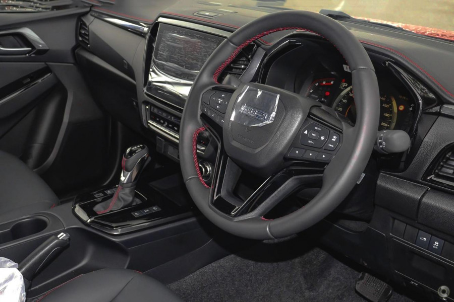 2025 MY24 Isuzu D-MAX RG X-TERRAIN Ute Image 7