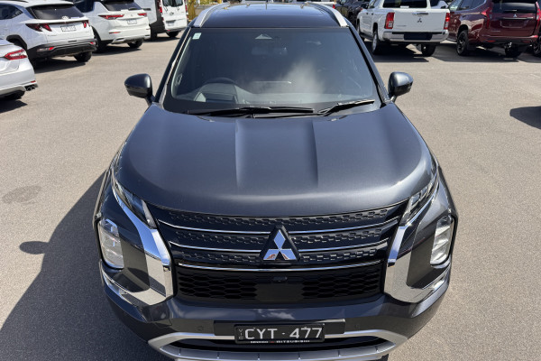 2024 Mitsubishi Outlander ZM Exceed Tourer SUV Image 3