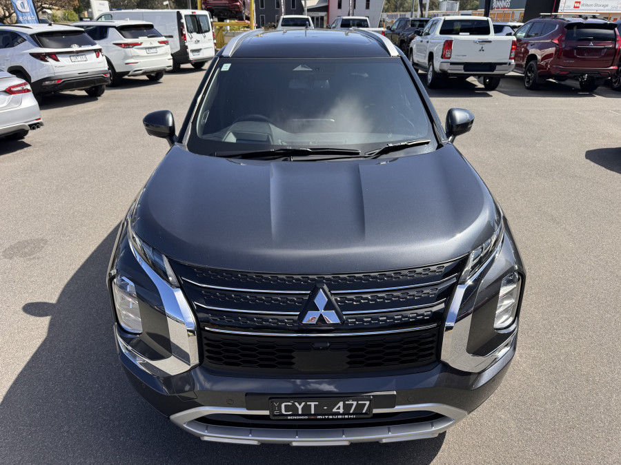 2024 Mitsubishi Outlander ZM Exceed Tourer SUV Image 3