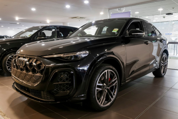 2026 MY25 Audi Q5 GU e-hybrid 270kW SUV image 2