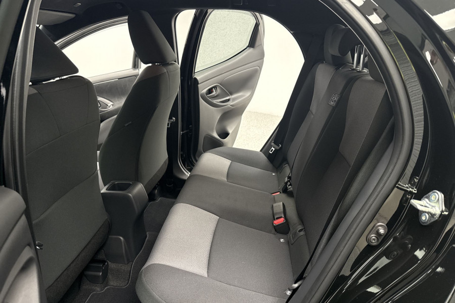 2025 Toyota Yaris MXPH10R SX Hybrid Hatch Image 14