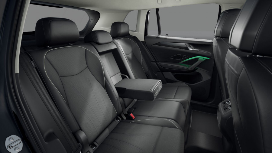 2026 Volkswagen Tiguan CT 150TSI eHybrid Elegance SUV Image 12