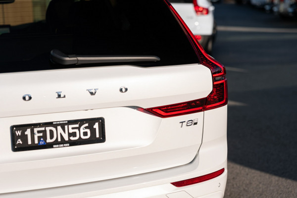 2026 Volvo XC60 UZ Ultra T8 Plug-in Hybrid Dark SUV Image 22