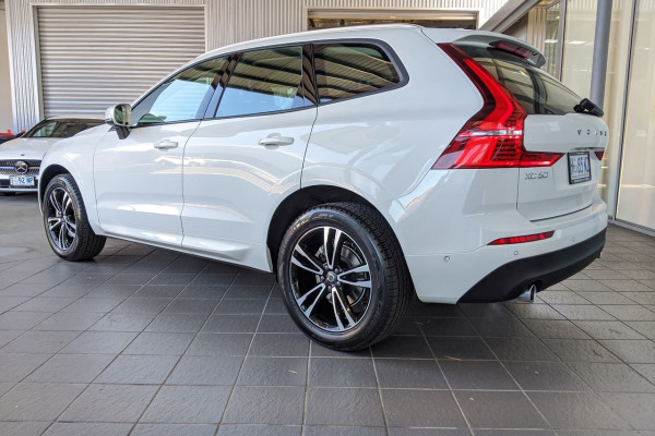 2018 Volvo XC60 (No Series) MY18 D4 Momentum Suv Image 5