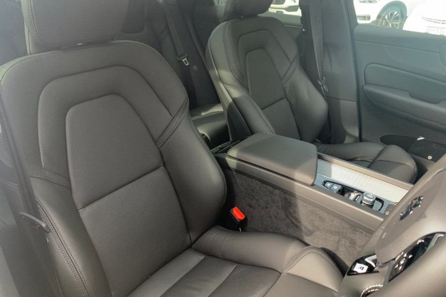 2020 Volvo XC60 UZ D5 R-Design Suv Image 11