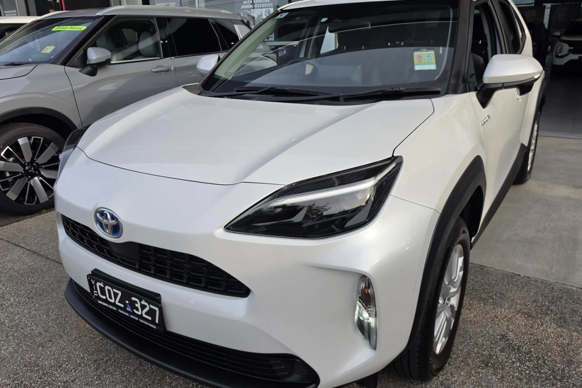 2023 Toyota Yaris Cross MXPB10R GX SUV