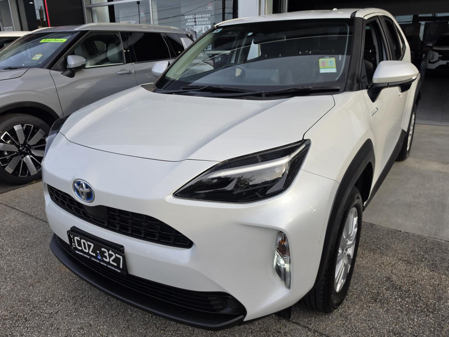 2023 Toyota Yaris Cross MXPB10R GX SUV Image 1