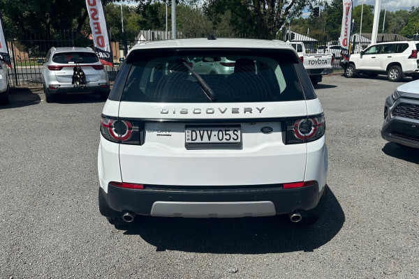 2017 Land Rover Discovery Sport 5000356664 Si4 177kW SE 7 SEAT SUV Image 5