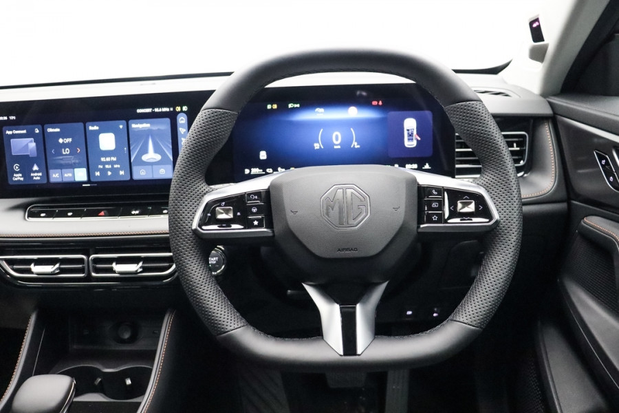 2026 MG HS Super Hybrid Excite SUV Image 11