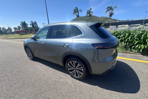 2027 Geely Starray EM-i P145 Inspire Extended Range SUV Image 5