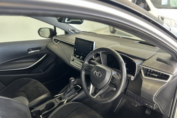2020 Toyota Corolla ZWE211R ZR Hybrid Hatch Image 7