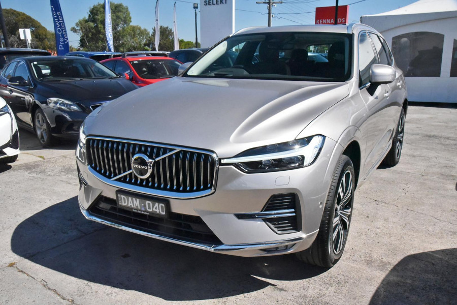2023 Volvo XC60  Ultimate B5 Bright SUV Image 24