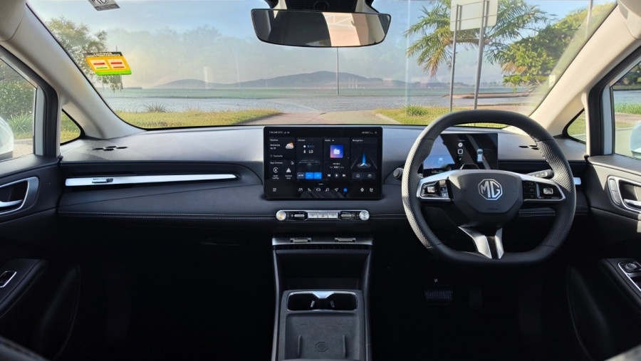 2026 MG MG4 EV Urban AH4E Essence 43 Hatch Image 4