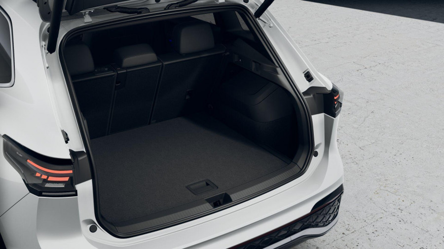 2026 Volkswagen Tiguan CT 195TSI R-Line SUV Image 8