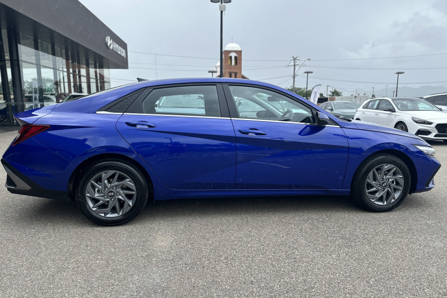 2025 Hyundai i30 CN7.V2  Sedan Image 6