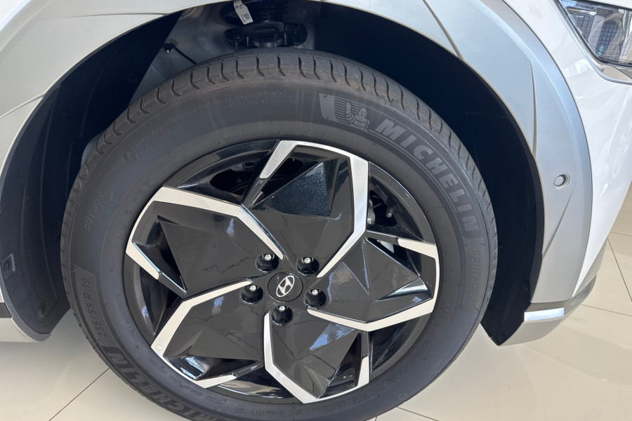 2023 MY24 Hyundai IONIQ 5 NE.V4  SUV Image 7
