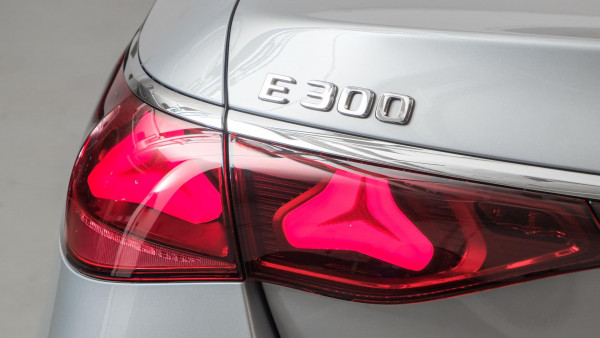 2026 Mercedes-Benz E-Class W214 E300 Sedan image 18