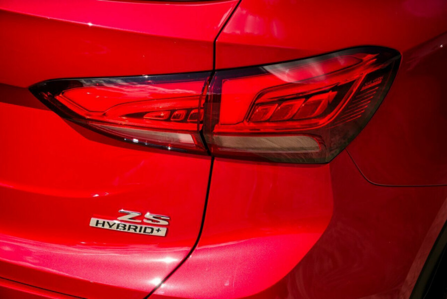 2024 MY24.5 MG ZS ZS32 Essence Hybrid+ SUV Image 7