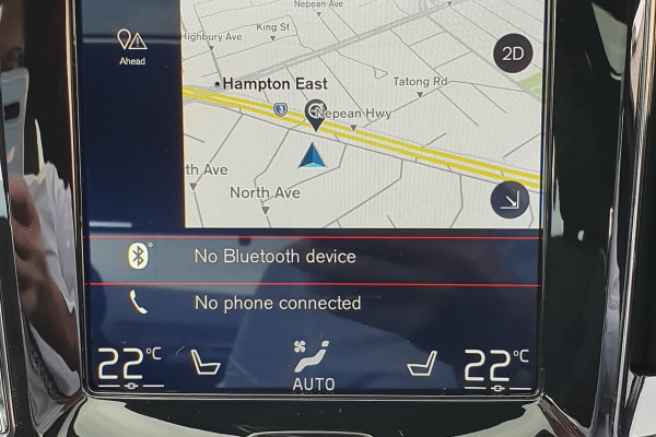 2020 Volvo S60 Z Series T8 R-Design Sedan Image 5