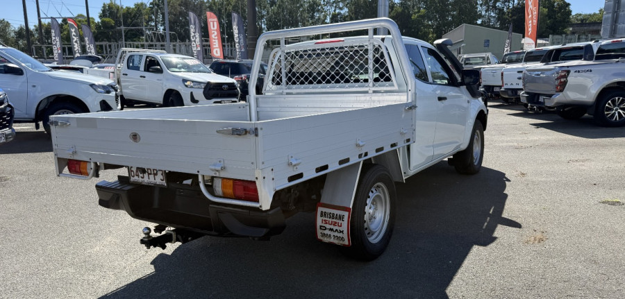 2022 Isuzu D-MAX RG SX Cab Chassis Image 9