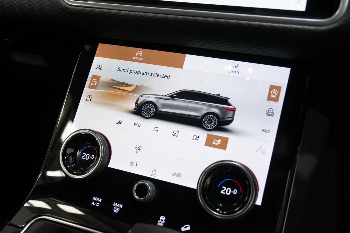 2023 Land Rover Range Rover Velar L560 P250 R-Dynamic SE SUV