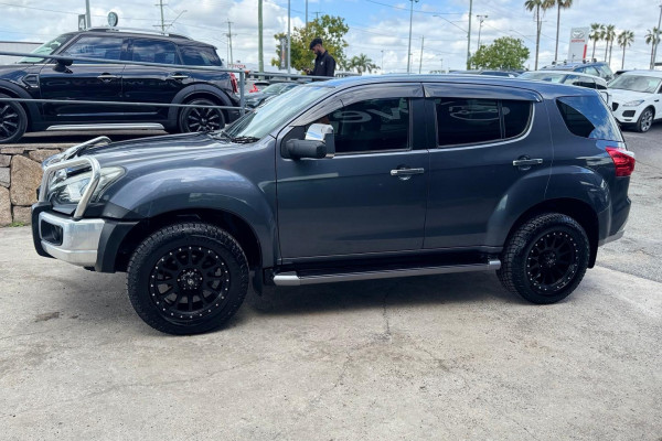 2018 Isuzu MU-X LS-U SUV Image 9