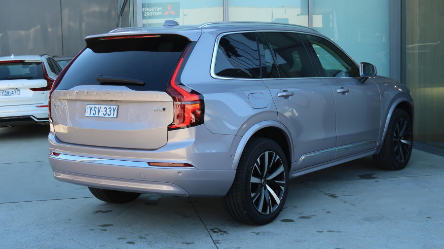 2025 MY26 Volvo XC90 L Series Plus B5 Bright SUV Image 6